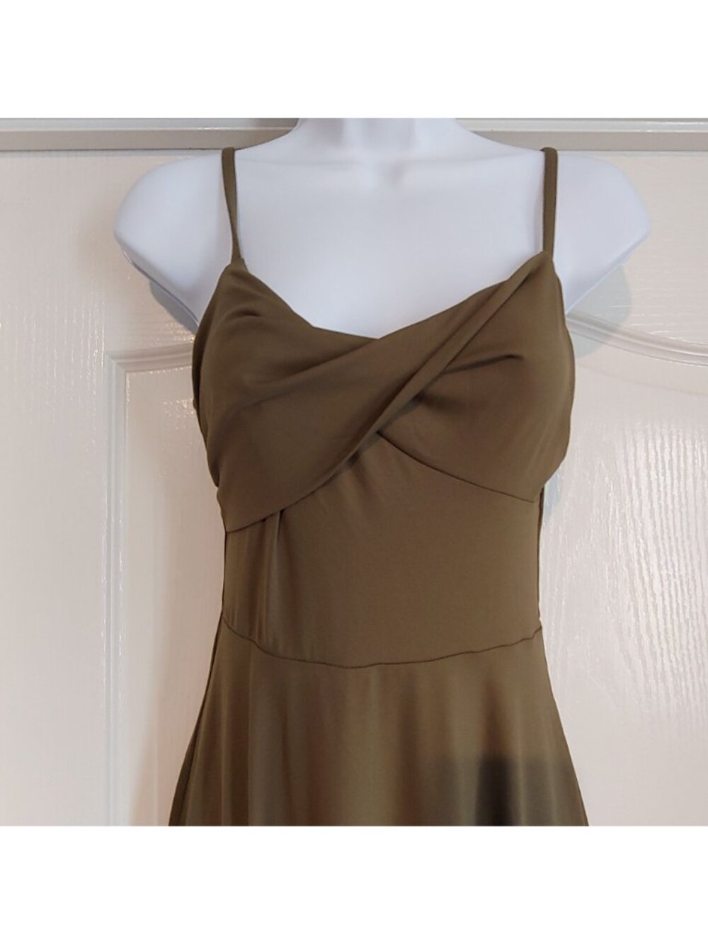 Halara Olive Twist Front Maxi Dress Travel Sleeveless Soft Stretch Minimalist Sh - Picture 4 of 11